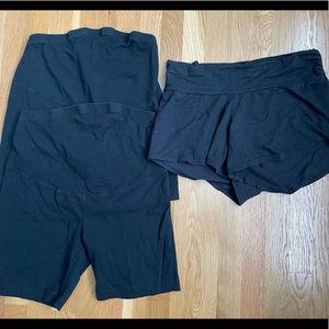 Bundle of 3 maternity shorts